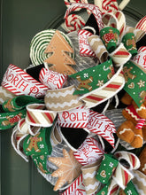 Load image into Gallery viewer, Gingerbread Wreath