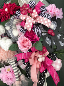 Valentines theme wreath