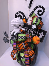 Laden Sie das Bild in den Galerie-Viewer, Custom Designer Handmade XL Halloween Centerpiece