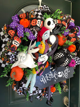 Carregar imagem no visualizador da galeria, Coroa de flores Deluxe Nightmare Before Christmas