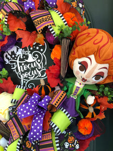 Deluxe Hocus Pocus Wreath