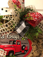 Carregar imagem no visualizador da galeria, Custom Designer Handmade Old Guys Rule Wreath